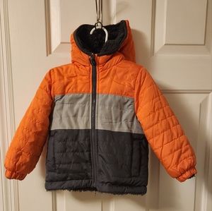 Jacket two faces, size 2T - 3T , warm, weatherproof, ideally for winter.